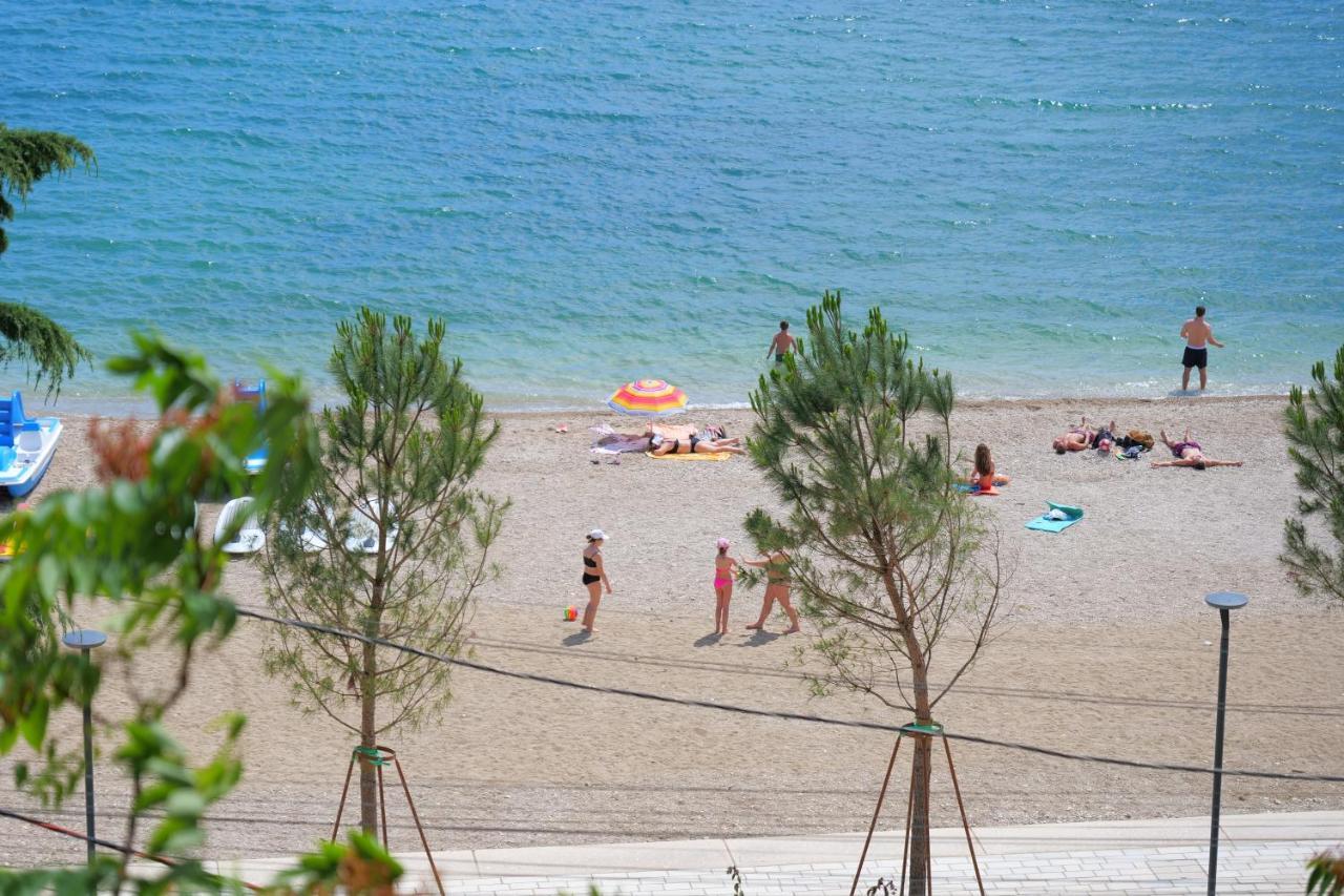 Hotel Ceka Sarandë Esterno foto